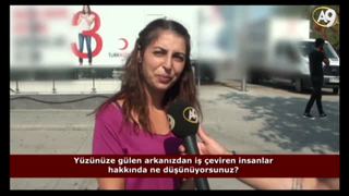 Yüzünüze gülüp arkanızdan iş çeviren insanlar hakkında ne düşünüyorsunuz?