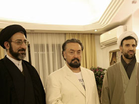 Photos of Adnan Oktar and the representatives of the Iranian Mahdi institute